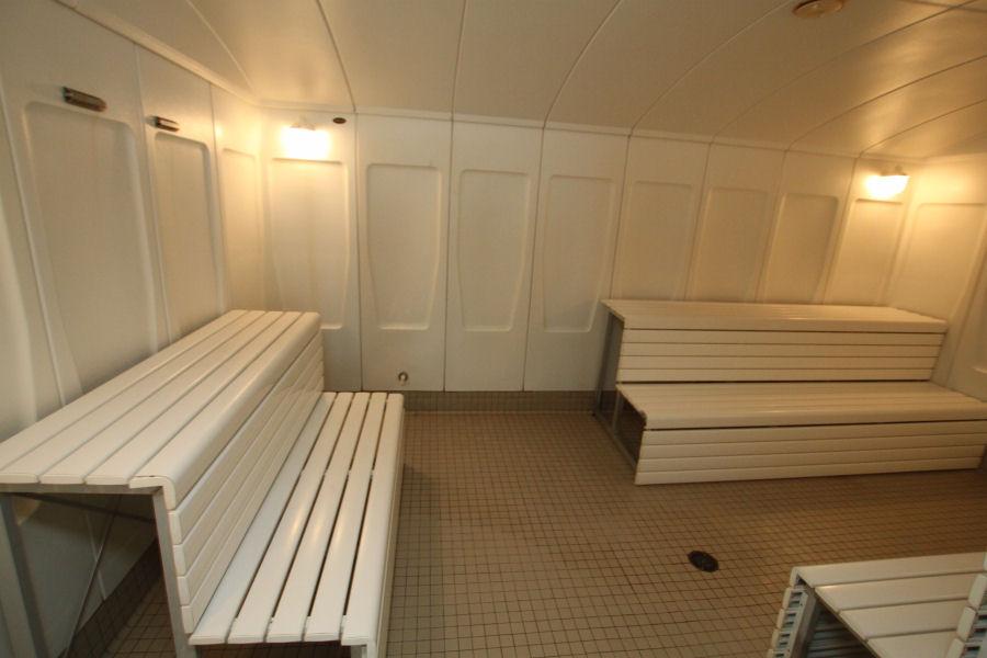 Aluminum Benches in Commercial Steam Room