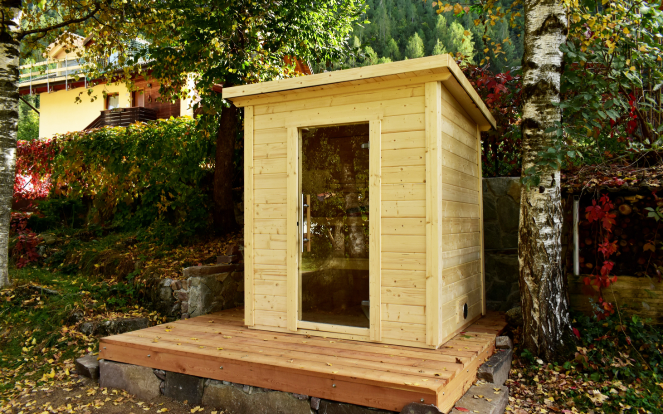 Model G2 Outdoor Home Sauna by SaunaLife
