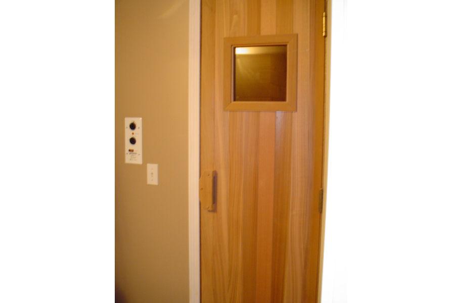 Amerec Commercial Sauna Door Made Of Cedar