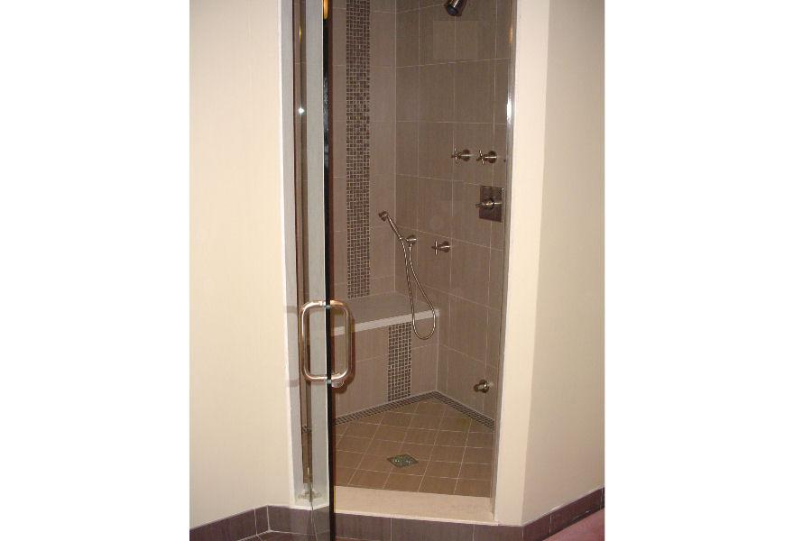 Amerec Corner Neo Angle Steam Shower AK10